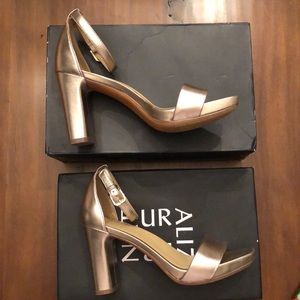 Light Bronze Metallic Heeled Sandals!!